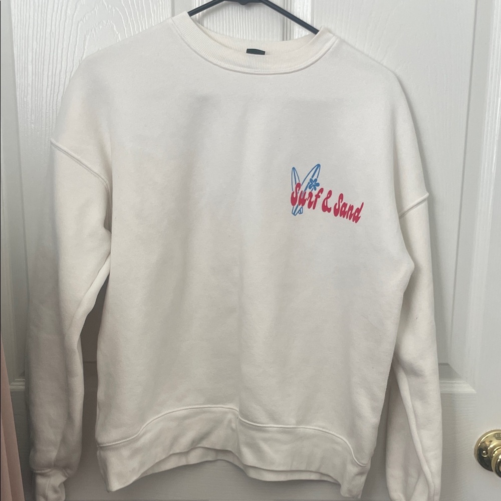 Wild Fable White Sweatshirt with Surf & Sand Design